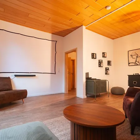 Das Blaue Tuerchen - Wohnung Mit Beamer Und Kicker Bremerhaven Exterior photo